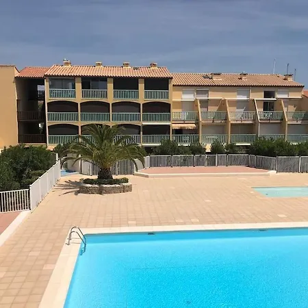 Duplex Dans Avec Piscine Apartment Gruissan